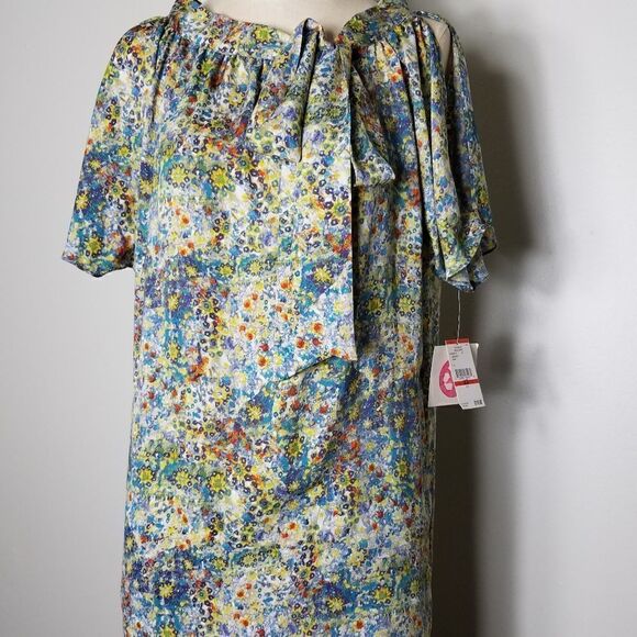 Rachel Roy Floral Print Dress • Tie Neck • Peek-a-Boo Sleeves • Flowy w/ Pockets - Picture 4 of 10